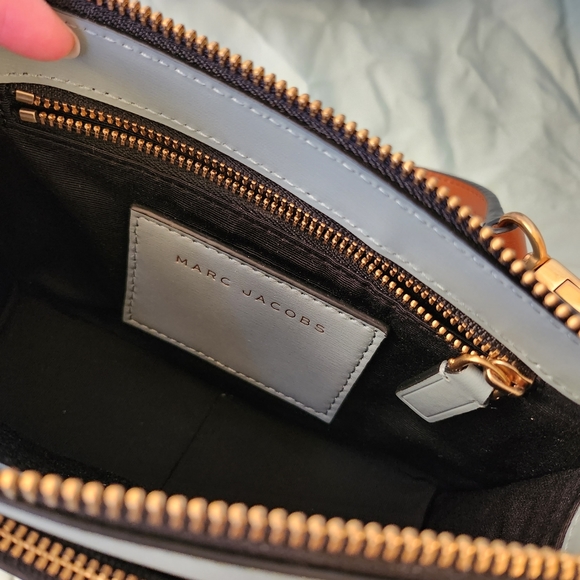 [Brand New] Rare Marc Jacobs  Leather crossbody Dolphin Blue - Picture 6 of 11